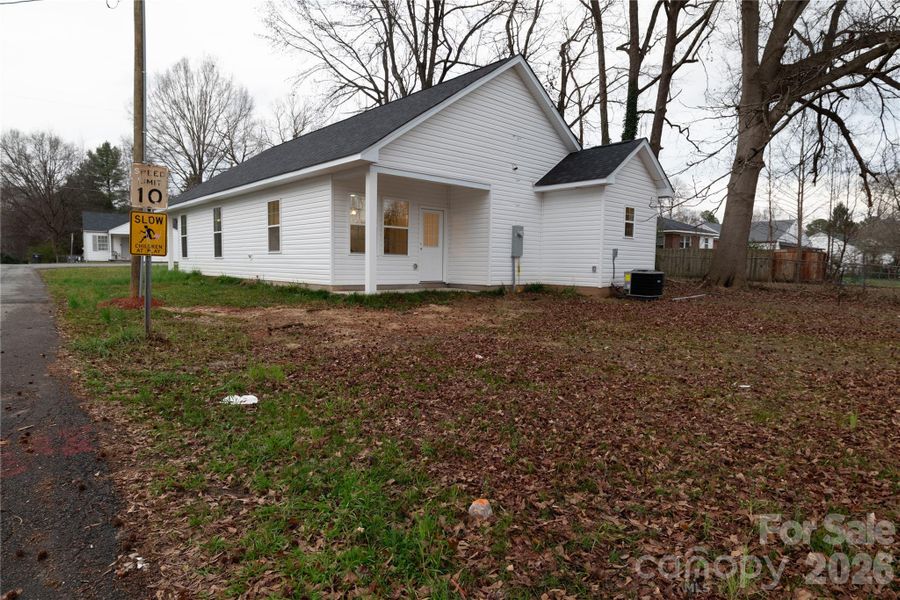 Exterior details and patio area of a home in , Stanley (Image 19).