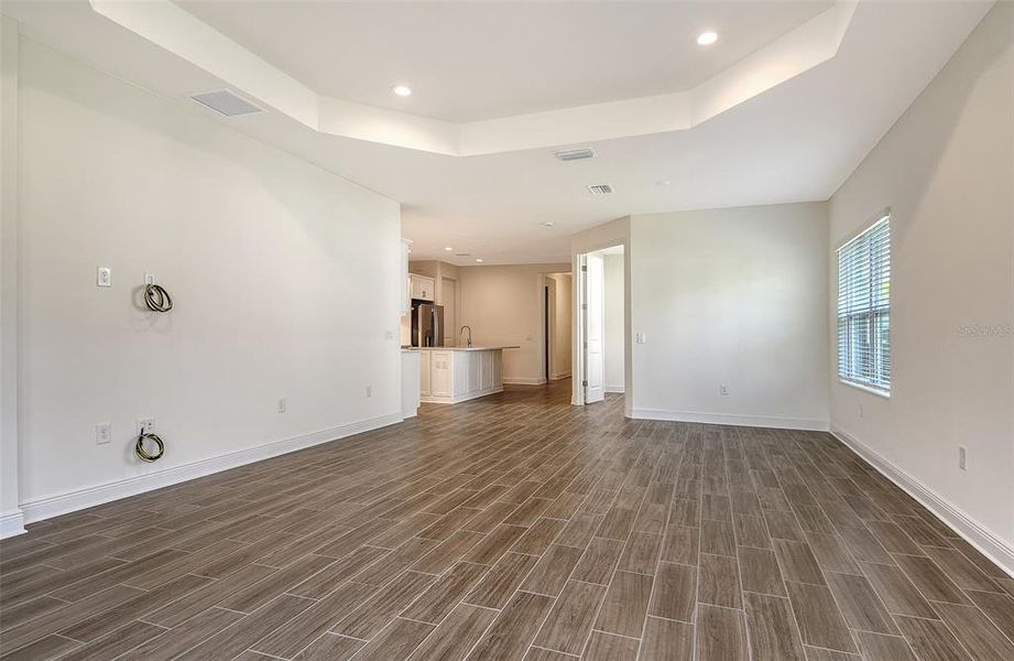 Spacious, unfurnished interior of a new home in , Venice (Image 28). Spacious, unfurnished interior of a new home in , Venice (Image 28).