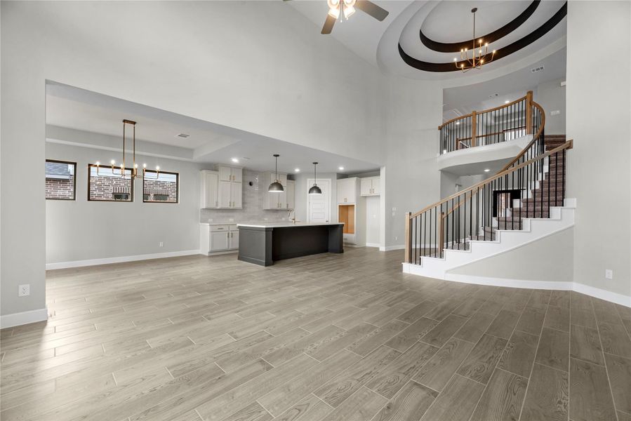 Spacious, unfurnished interior of a new home in Cross Creek West, Fulshear (Image 15).