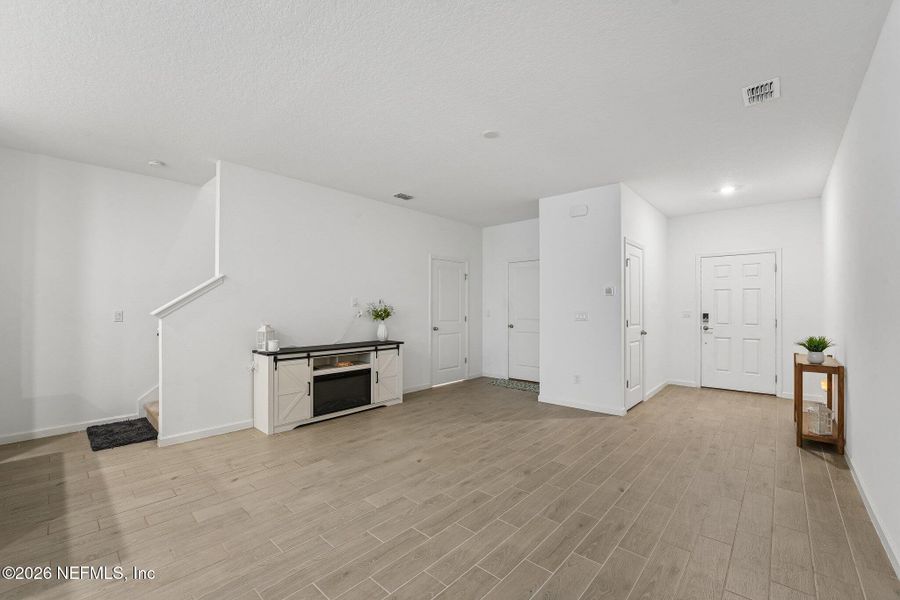 Spacious, unfurnished interior of a new home in Longbay Townhomes, Middleburg (Image 21).