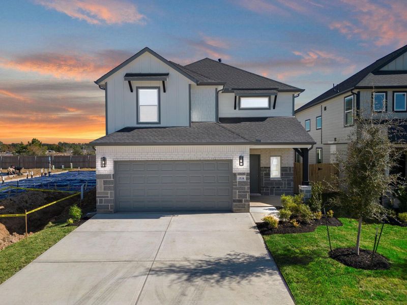 Front exterior of a new home in , Houston, TX, highlighting curb appeal (Image 19).