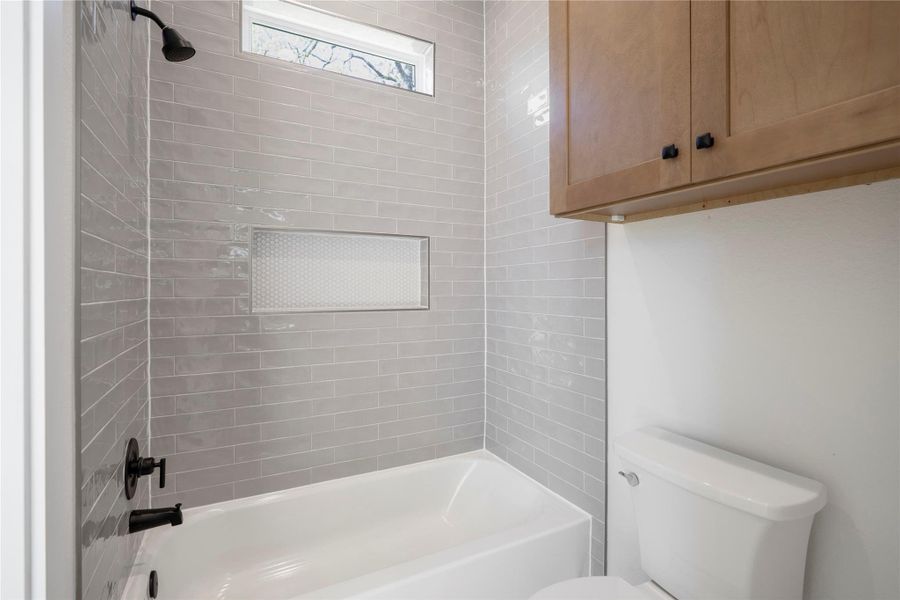 Furnished interior view inside a new home in , Bryan (Image 32). Furnished interior view inside a new home in , Bryan (Image 32).