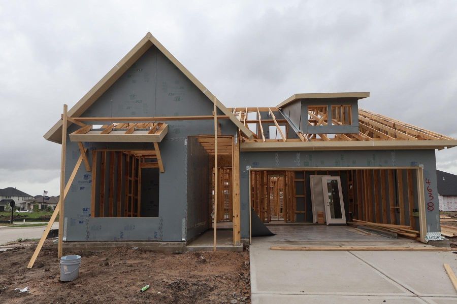 Let us show you how our advanced framing techniques have stood the test of time and allow more insulation for a quieter and more energy efficient home.