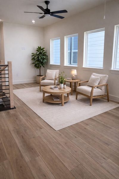 open 2nd floor flex space