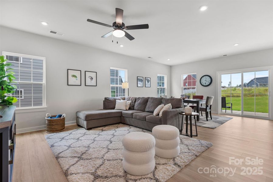 Furnished interior view inside a new home in , Spartanburg (Image 14).
