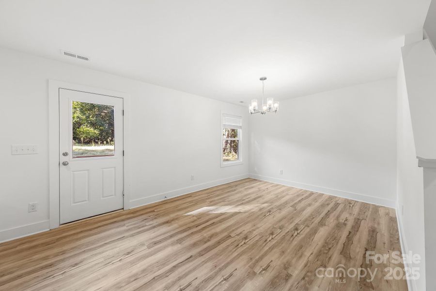 Spacious, unfurnished interior of a new home in , Mooresville (Image 10).