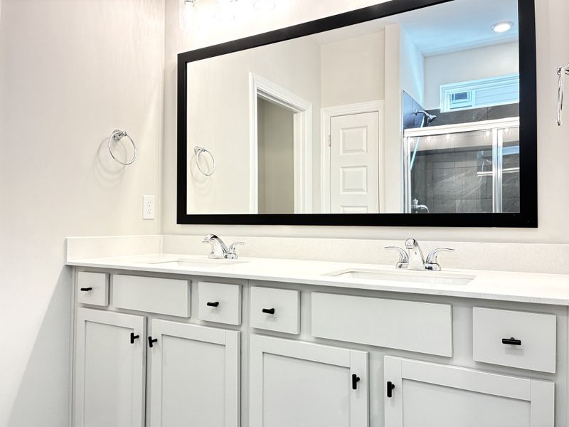 Image 24 of a home in Holly Ridge.