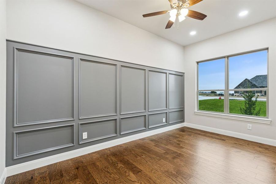 Spacious, unfurnished interior of a new home in , Granbury (Image 27). Spacious, unfurnished interior of a new home in , Granbury (Image 27).