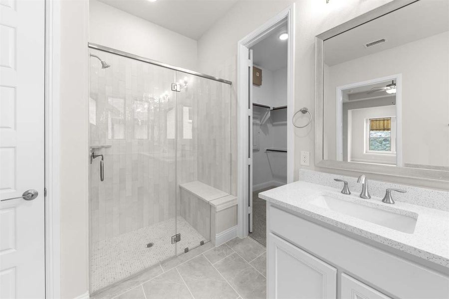Representative furnished interior of a home built from the Larue by Pacesetter Homes in Nelson Lake, Rockwall (Image 7).