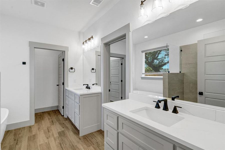 Furnished interior view inside a new home in , Tolar (Image 3).