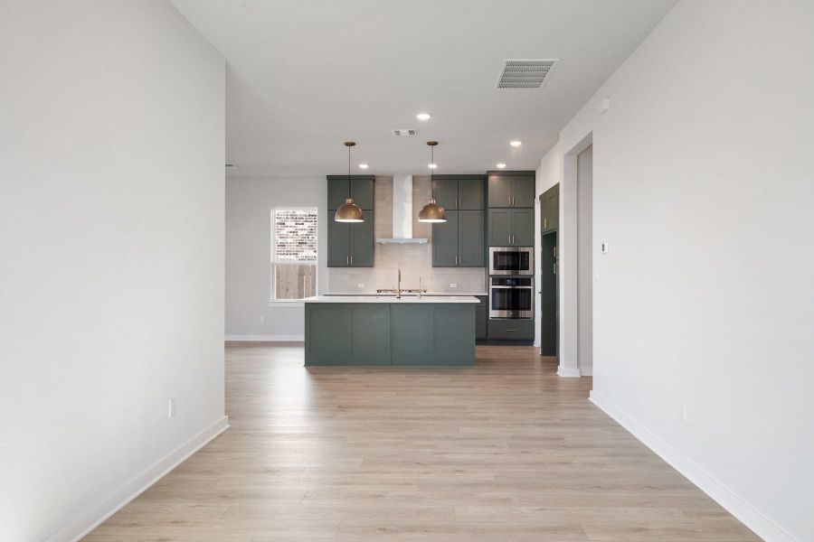 Image 38 of a home in Heritage.