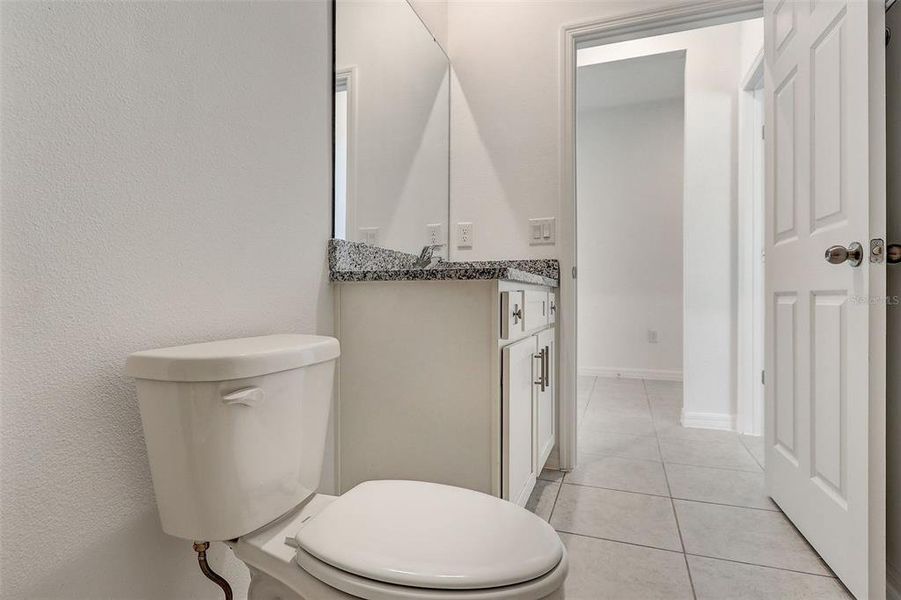 Furnished interior view inside a new home in Sunset Lakes Estates, Mascotte (Image 16).