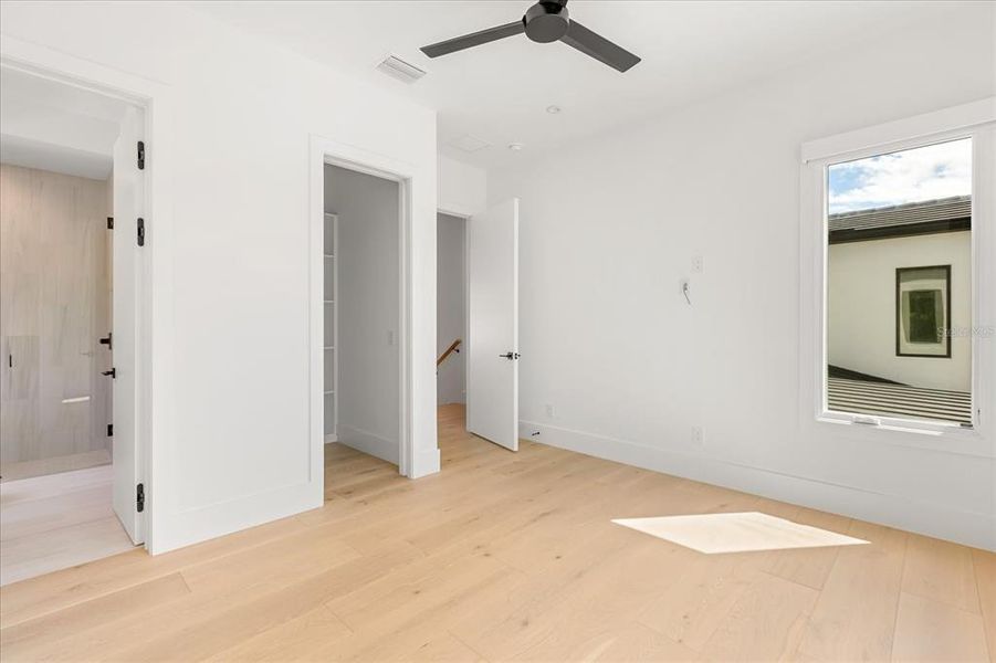 Spacious, unfurnished interior of a new home in , Winter Park (Image 72). Spacious, unfurnished interior of a new home in , Winter Park (Image 72).