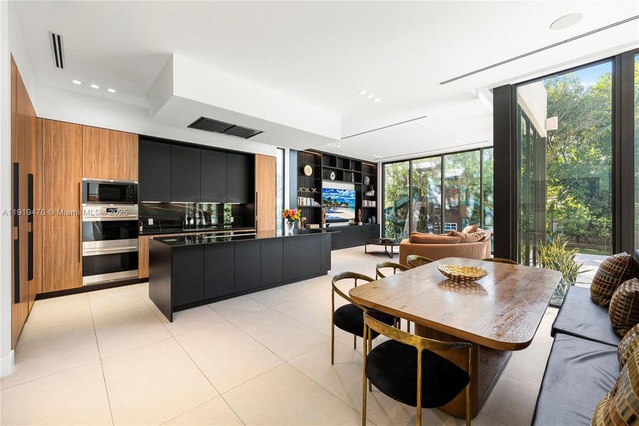 Community amenities in , Miami Shores (Image 39). Community amenities in , Miami Shores (Image 39).