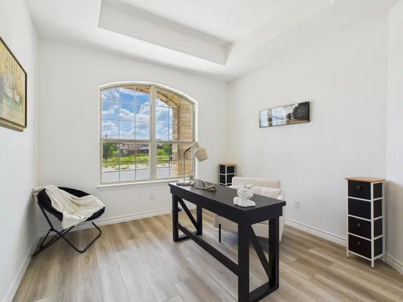 Furnished interior view inside a new home in Potranco Oaks, Castroville (Image 6).