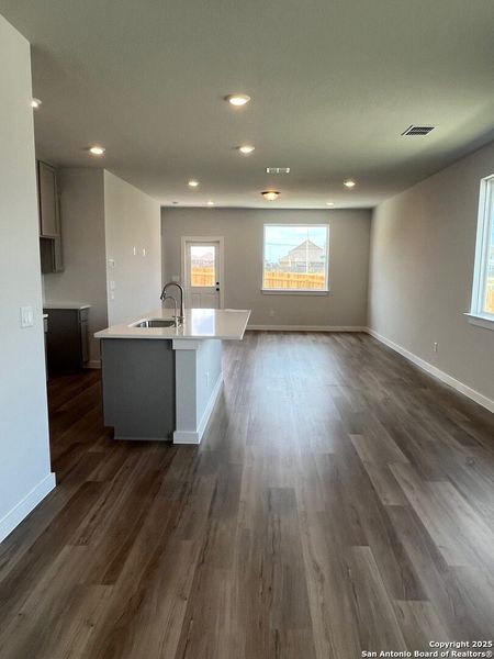 Image 10 of a home in Highland Ridge. Image 10 of a home in Highland Ridge.