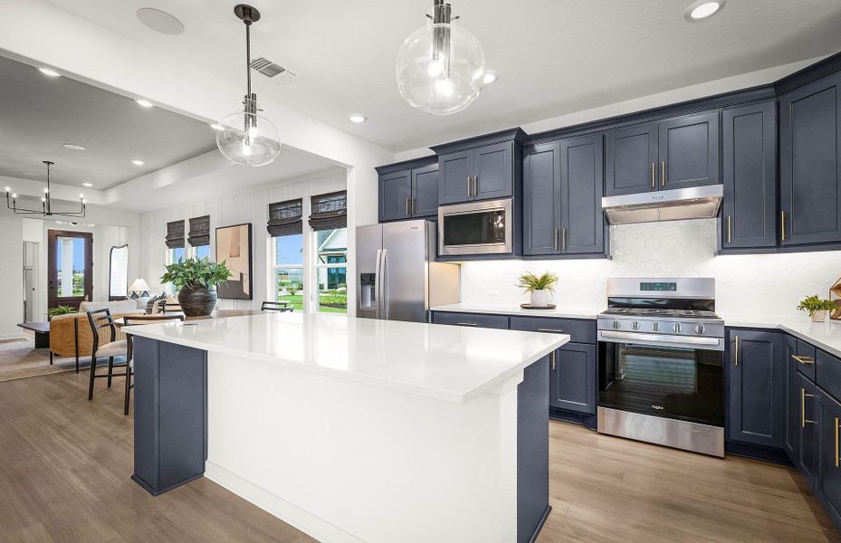 Representative furnished interior of a home built from the Compass by Del Webb in Del Webb Sugar Land at Ryehill, Rosenberg (Image 7).