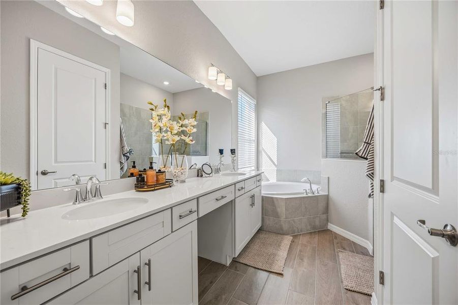 Furnished interior view inside a new home in Wellen Park Golf & Country Club, Venice (Image 15).