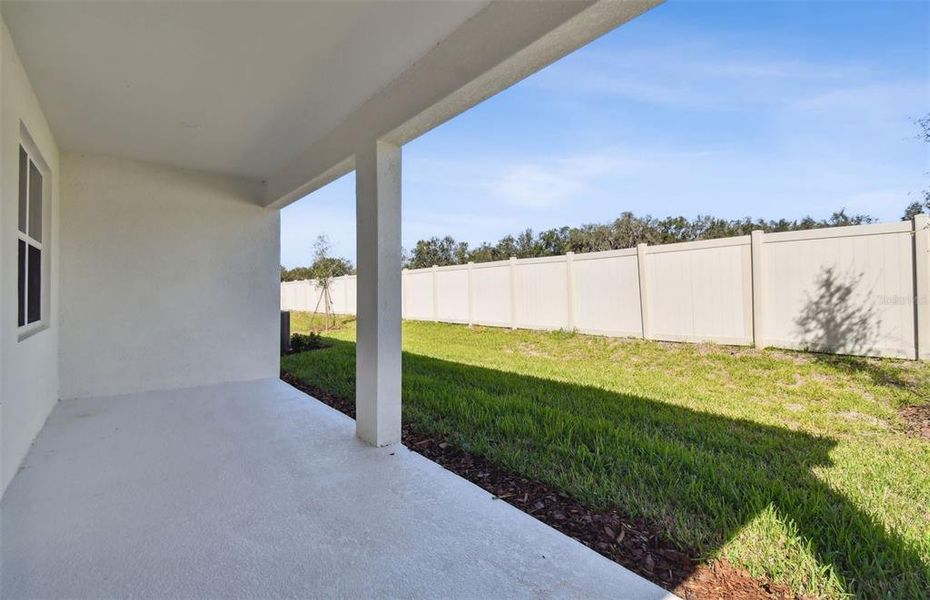 Spacious Covered Lanai