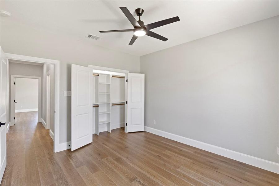 Spacious, unfurnished interior of a new home in , Arlington (Image 30).