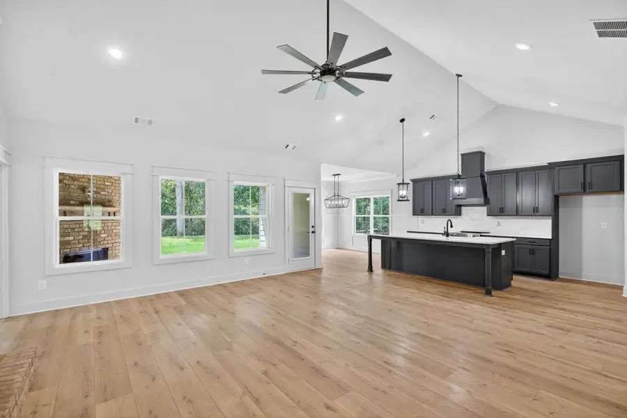 Furnished interior view inside a new home in , Dallas (Image 8).