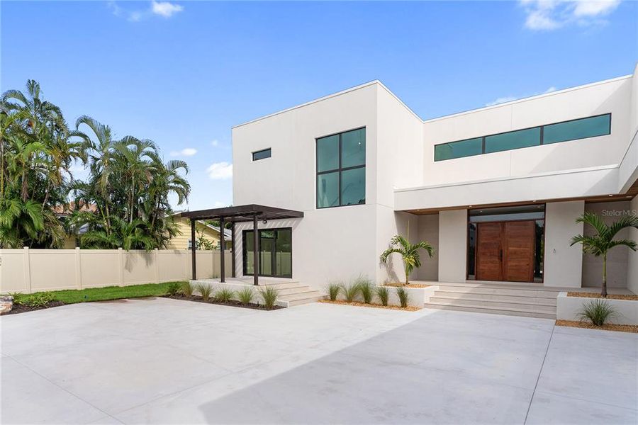 Image 73 of a home in .