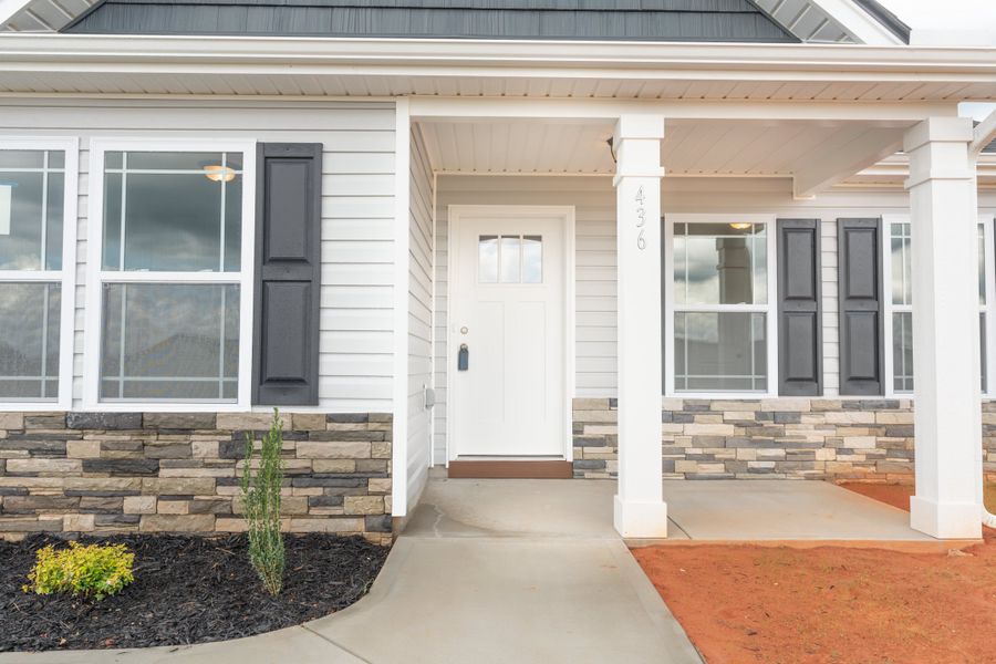 Representative exterior details of a home built from the Sage by Enchanted Homes in Lonesome Dove, San Antonio (Image 22).