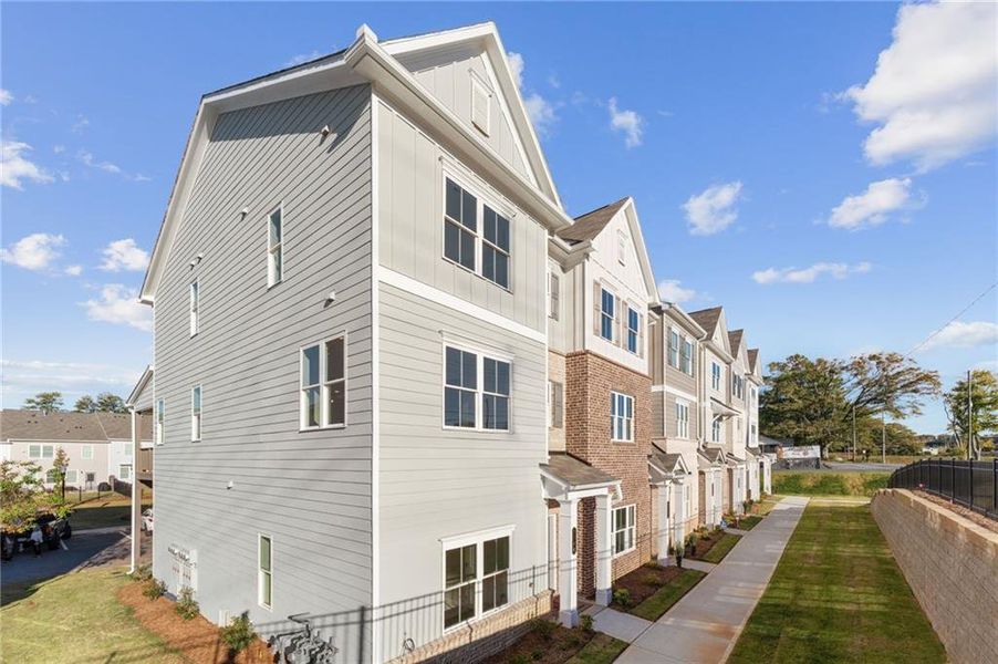 Exterior details and patio area of a home in East Park Village, Kennesaw (Image 23).