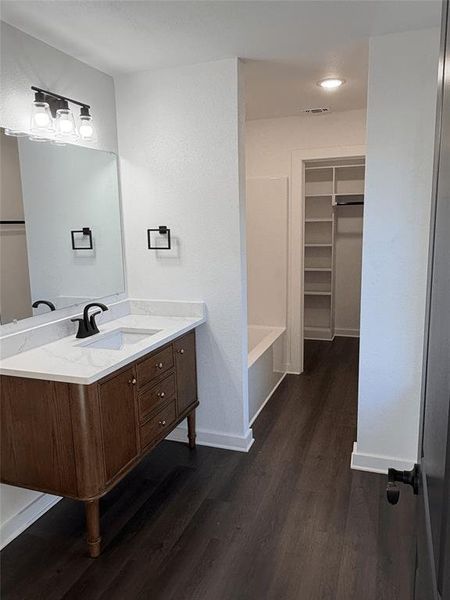 Furnished interior view inside a new home in , Mineola (Image 5).