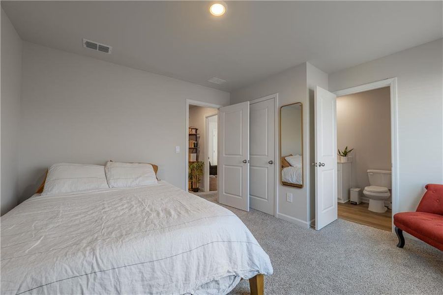 Furnished interior view inside a new home in , Smyrna (Image 31).