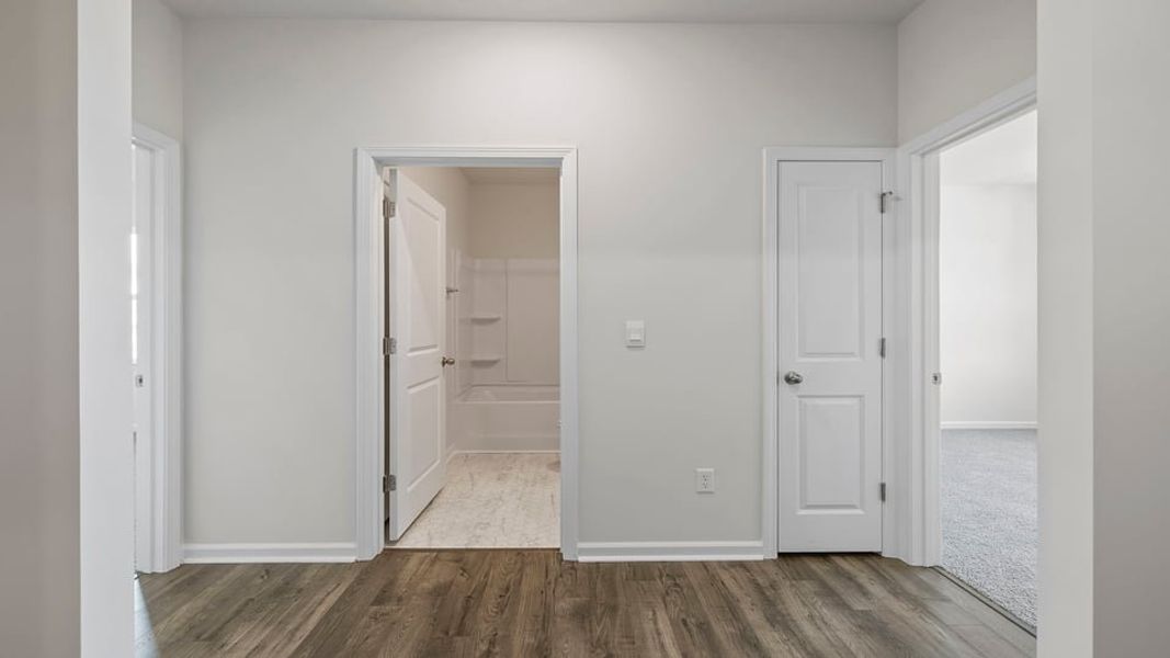 Spacious, unfurnished interior of a new home in Woodglen, Piedmont (Image 12). Spacious, unfurnished interior of a new home in Woodglen, Piedmont (Image 12).