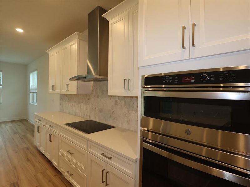 Furnished interior view inside a new home in Creeks Edge at Twin Rivers, Parrish (Image 4). Furnished interior view inside a new home in Creeks Edge at Twin Rivers, Parrish (Image 4).