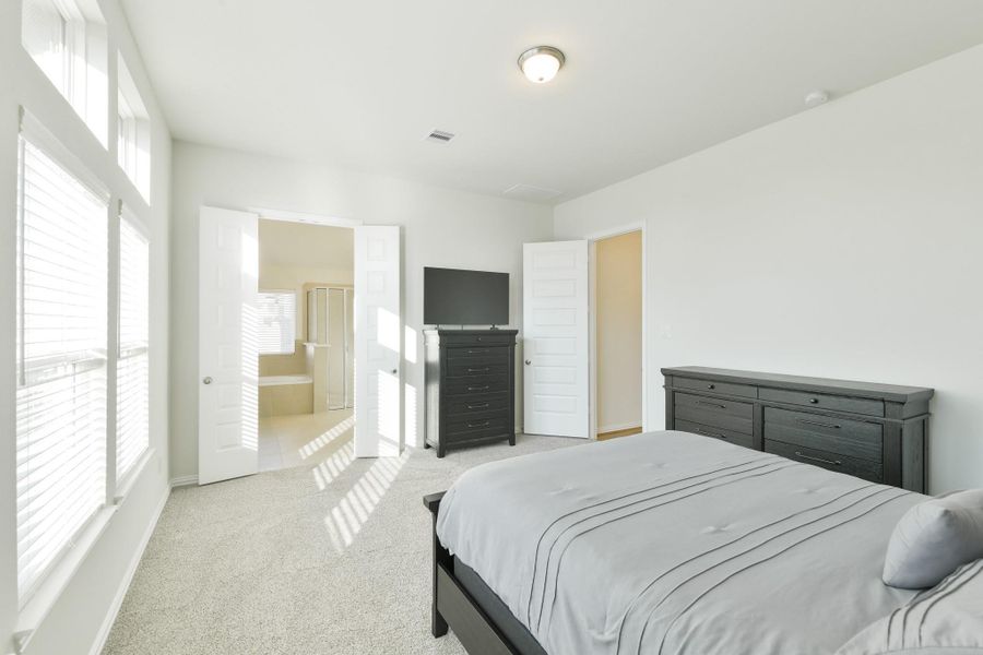 Furnished interior view inside a new home in Oakwood Estates, Waller (Image 8).