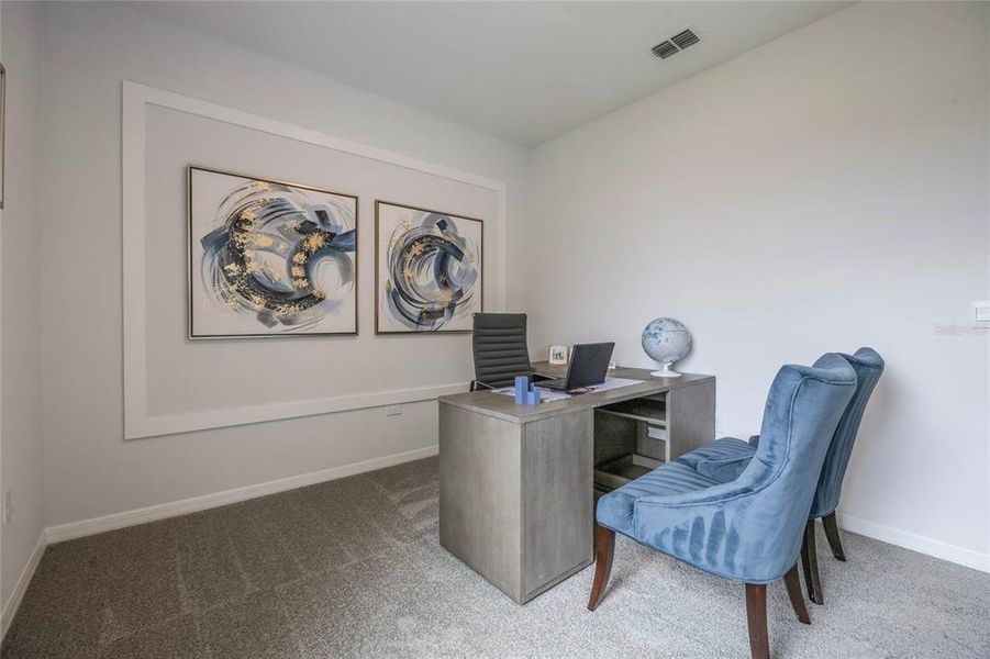 Furnished interior view inside a new home in Wynwood, Ocoee (Image 6).