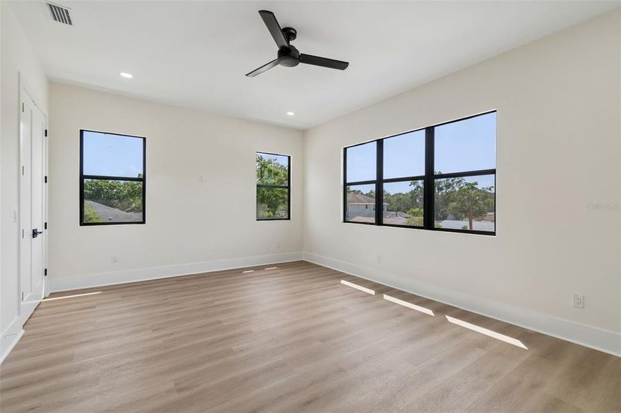 Spacious, unfurnished interior of a new home in , Tampa (Image 48). Spacious, unfurnished interior of a new home in , Tampa (Image 48).
