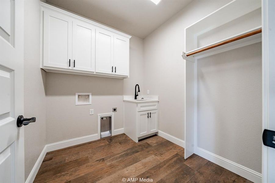 Image 28 of a home in . Image 28 of a home in .