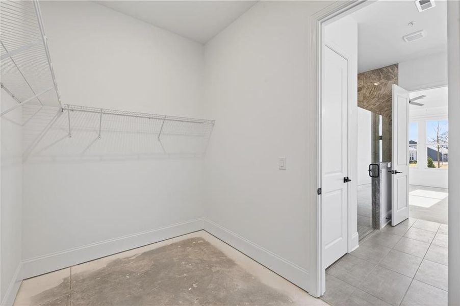 Spacious, unfurnished interior of a new home in The Reserve at Bells Ferry, Kennesaw (Image 31).