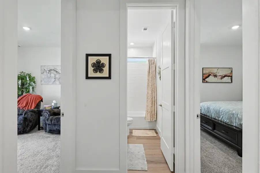 Here are secondary bedrooms 2 and 3 with another full bathroom in between! Here are secondary bedrooms 2 and 3 with another full bathroom in between!