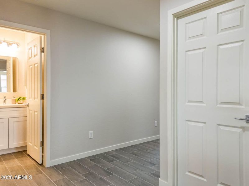 15438 Overfield-25 15438 Overfield-25