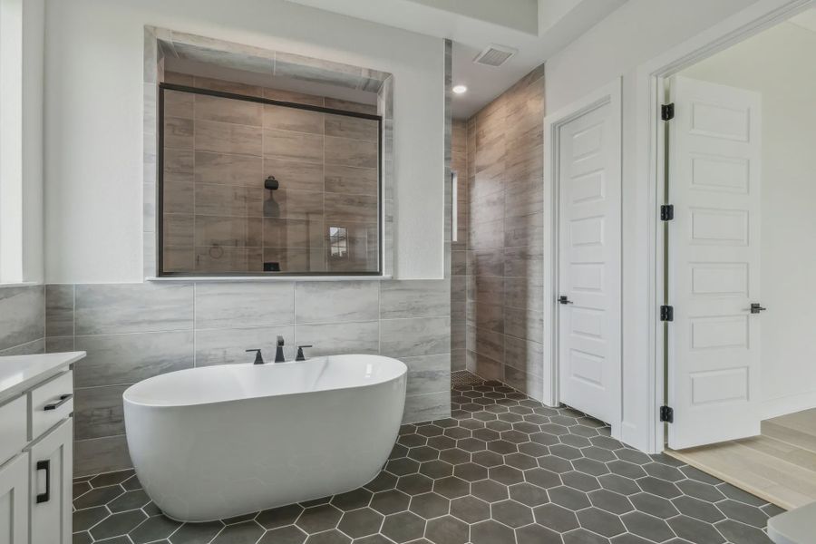 Representative furnished interior of a home built from the San Marino II by Chesmar Homes in Lakeway Estates, Waxahachie (Image 12). Representative furnished interior of a home built from the San Marino II by Chesmar Homes in Lakeway Estates, Waxahachie (Image 12).