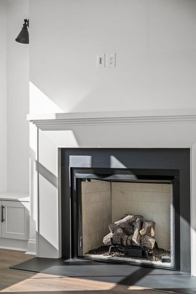 Close-up of interior finishes inside a home in Hayes Park, Johns Island (Image 34).