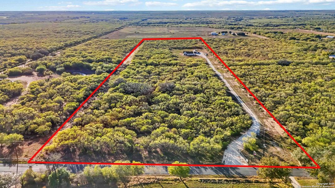 Image 48 of a home in . Image 48 of a home in .