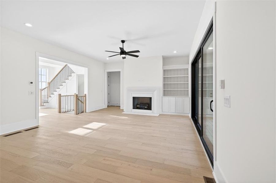 Spacious, unfurnished interior of a new home in , Jefferson (Image 45).