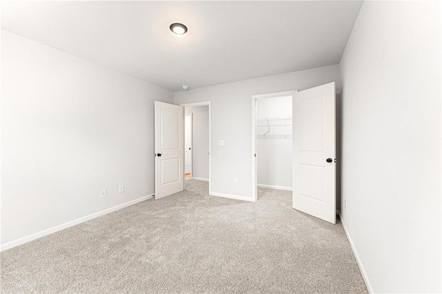 Spacious, unfurnished interior of a new home in , Hartwell (Image 21).