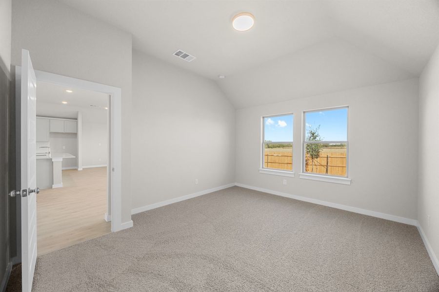 Spacious, unfurnished interior of a new home in Prairie Winds, Hutto (Image 17).