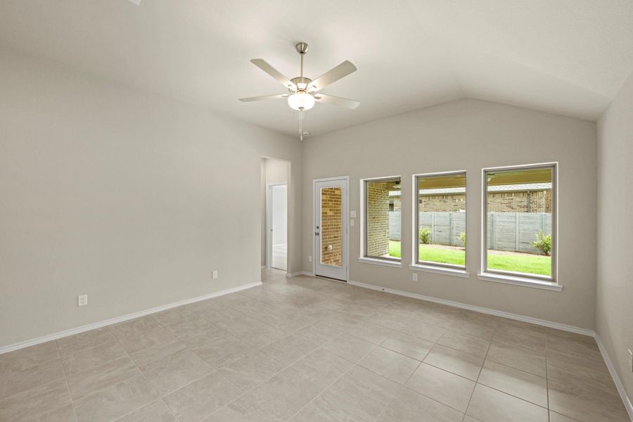 Spacious, unfurnished interior of a new home in Two Step Farm, Montgomery (Image 17). Spacious, unfurnished interior of a new home in Two Step Farm, Montgomery (Image 17).