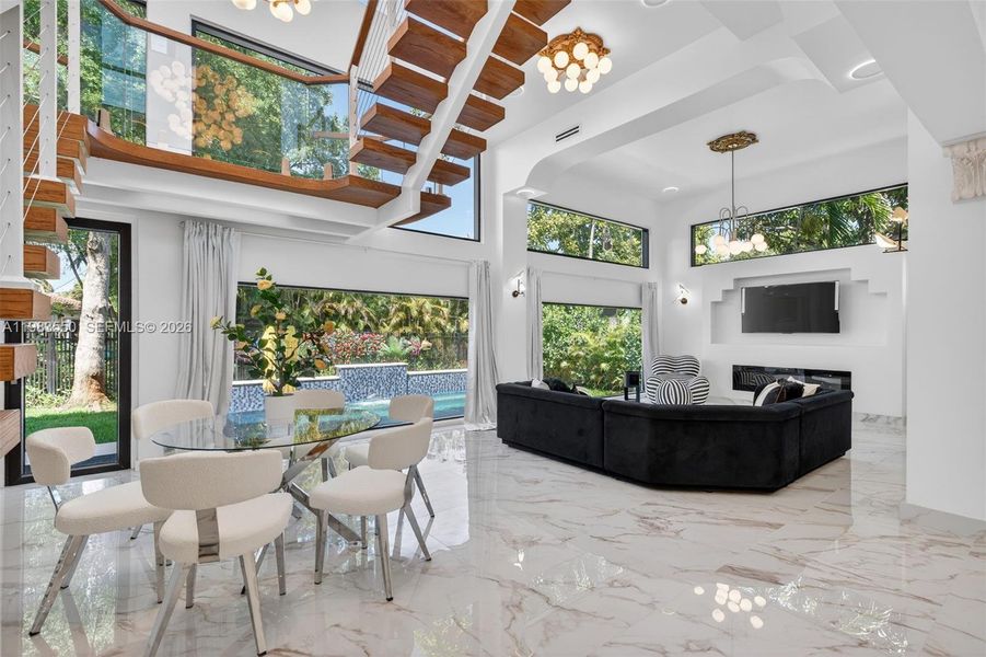 Community amenities in , Biscayne Park (Image 88).