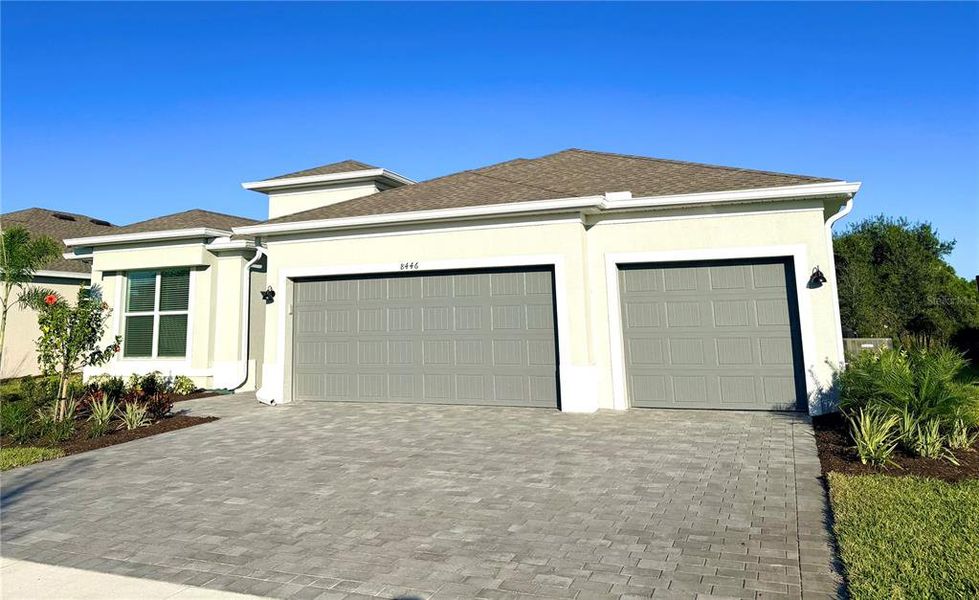 Image 22 of a home in Island Lakes at Coco Bay: Manor Homes.
