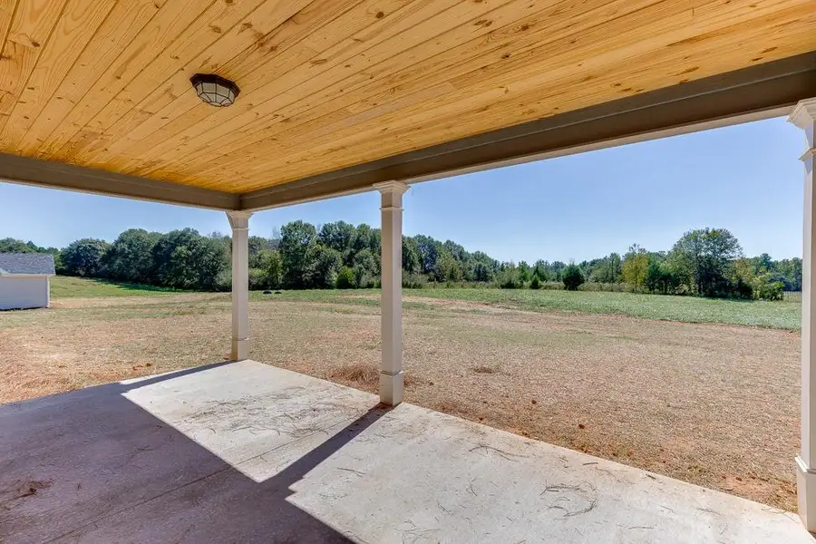 Exterior details and patio area of a home in , Hartwell (Image 3).