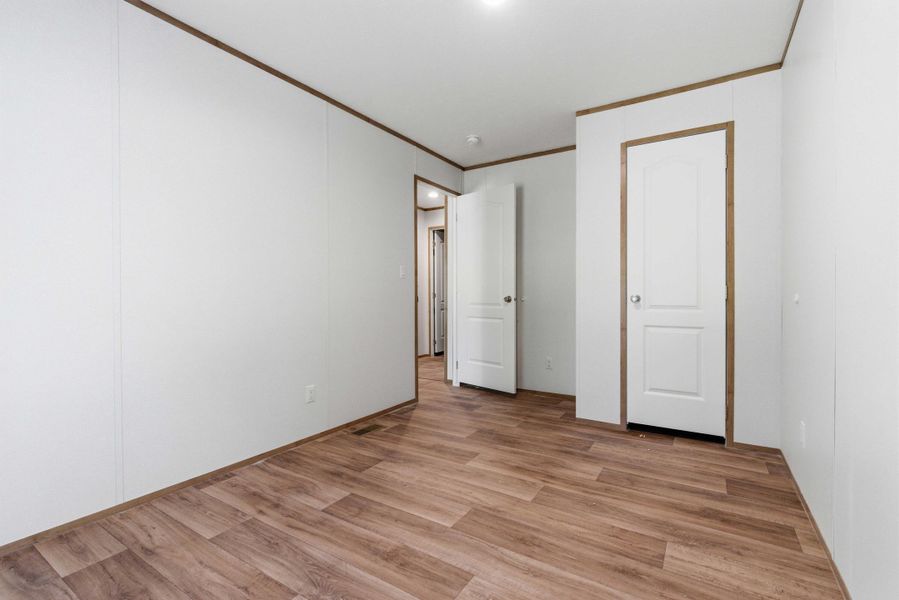 Spacious, unfurnished interior of a new home in , Orangeburg (Image 31).